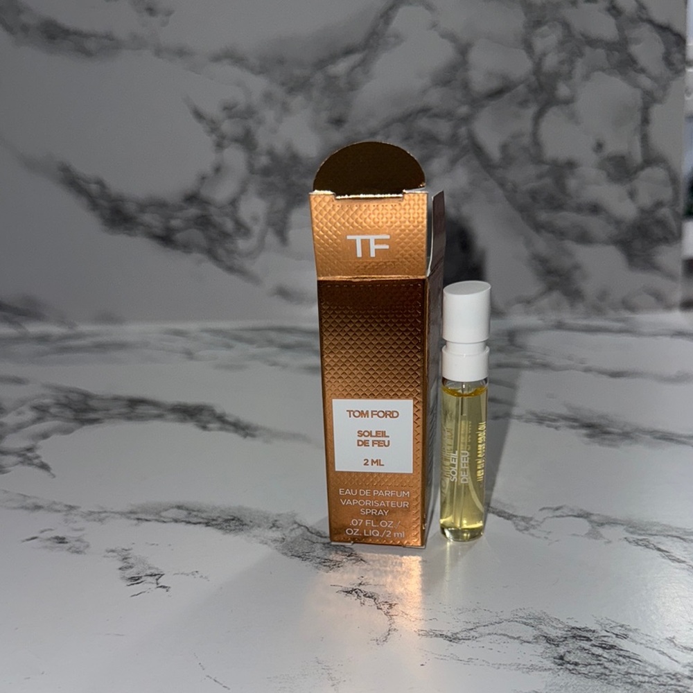 NWT Tom Ford: add 4 single samples to a bundle. Each bundle price is $30